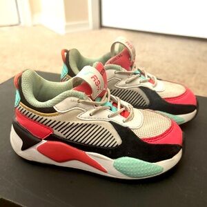 Kids Puma RS-X trainers multi color, pink black white and green. Size 9